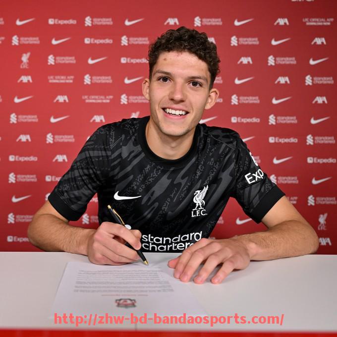 半岛体育-曾效力NBA火箭队的球员名录与退役去向